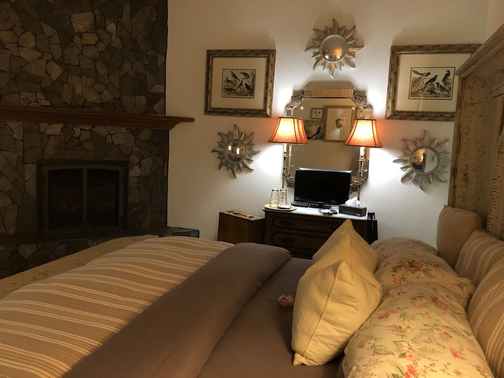 Frederick William House - photo 6