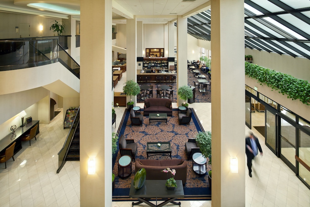 Embassy Suites by Hilton Santa Clara Silicon Valley - photo 3