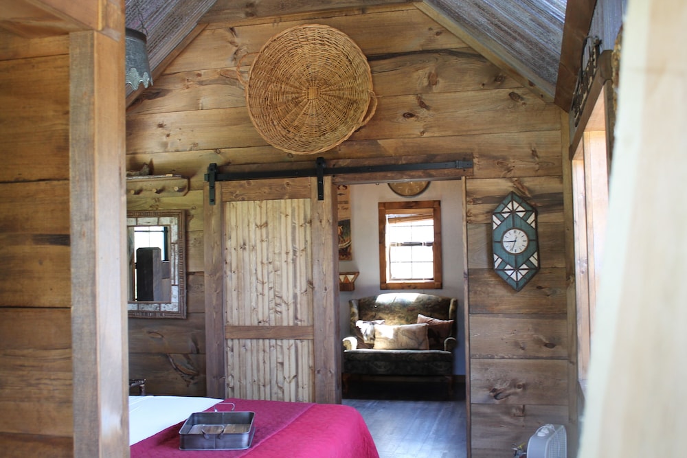 Bear Creek Lodge Cabin Resort - photo 7