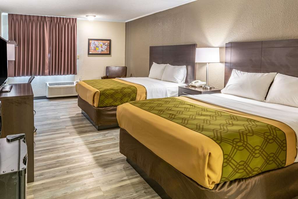Econo Lodge Inn & Suites Newton - photo 10