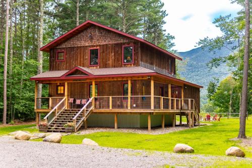 Ausable River Lodge — 4-Star Luxury Hotel in Wilmington, United States