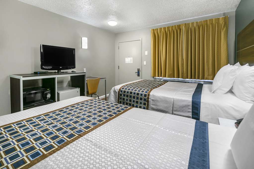 Rodeway Inn Bristol near Sesame Place - photo 21