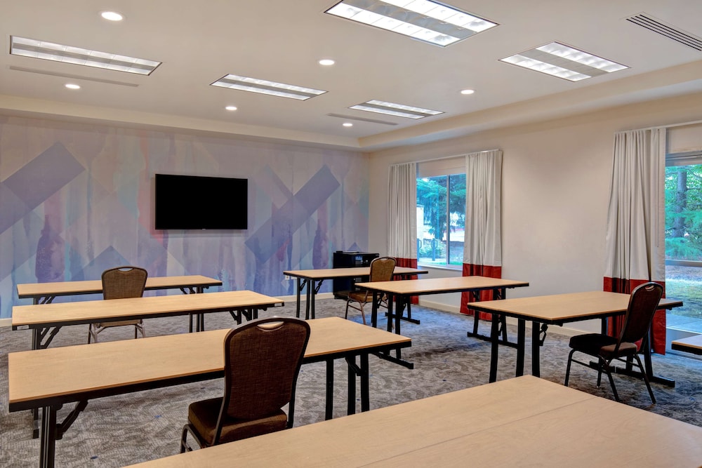 Hilton Garden Inn Portland Beaverton - photo 45