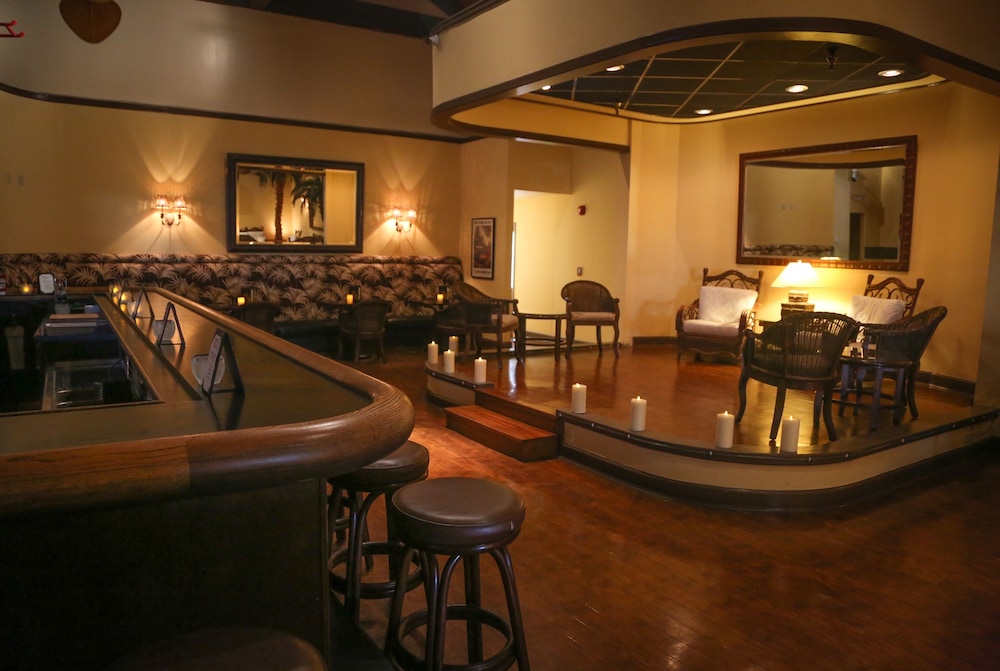 Airtel Plaza Hotel - photo 46