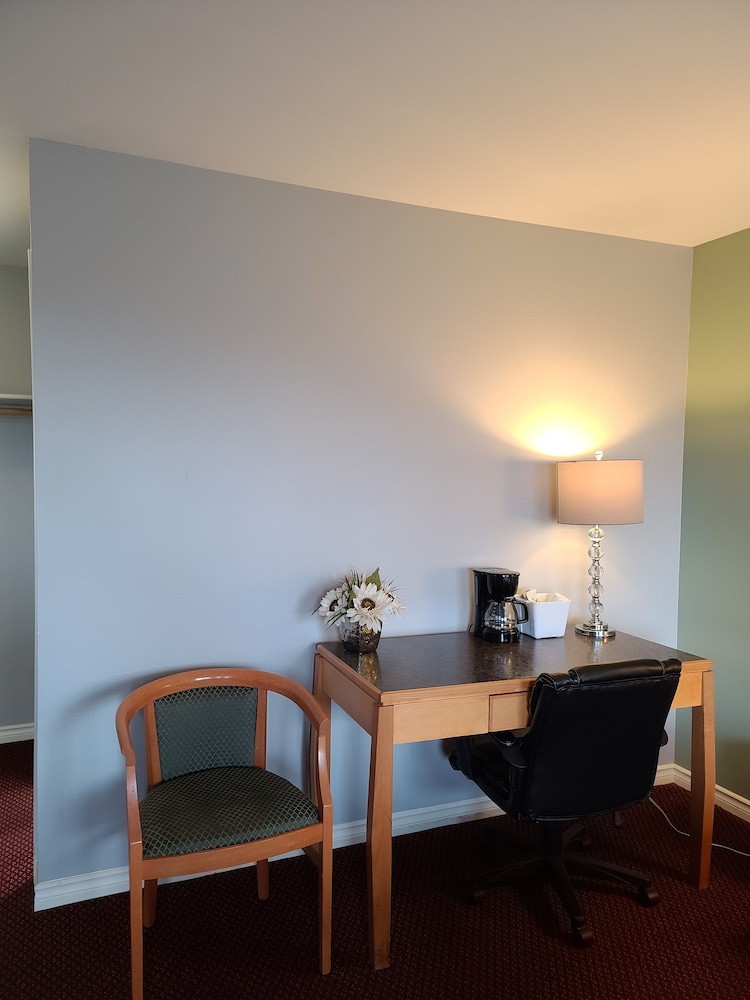 Tulip Inn - photo 30