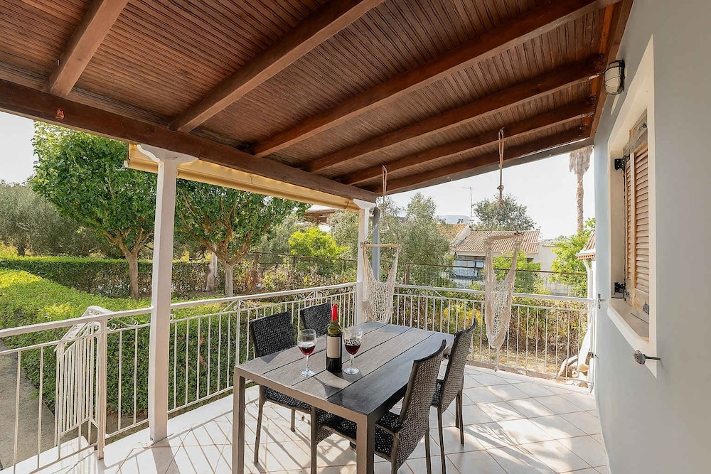 Olivilla Garden Retreat A Peaceful Escape — Messini