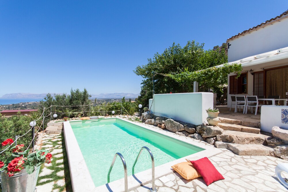 Antico Pozzo — 4-Star Luxury Hotel in Castellammare Del Golfo, Italy