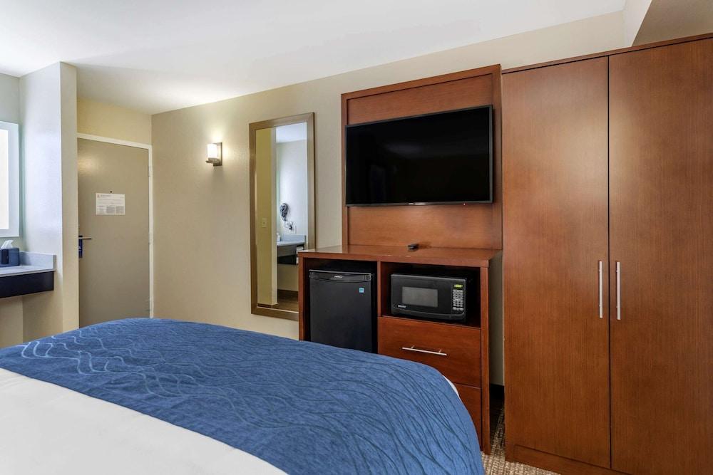 Days Inn Nashville At Opryland Music Valley Dr - photo 16