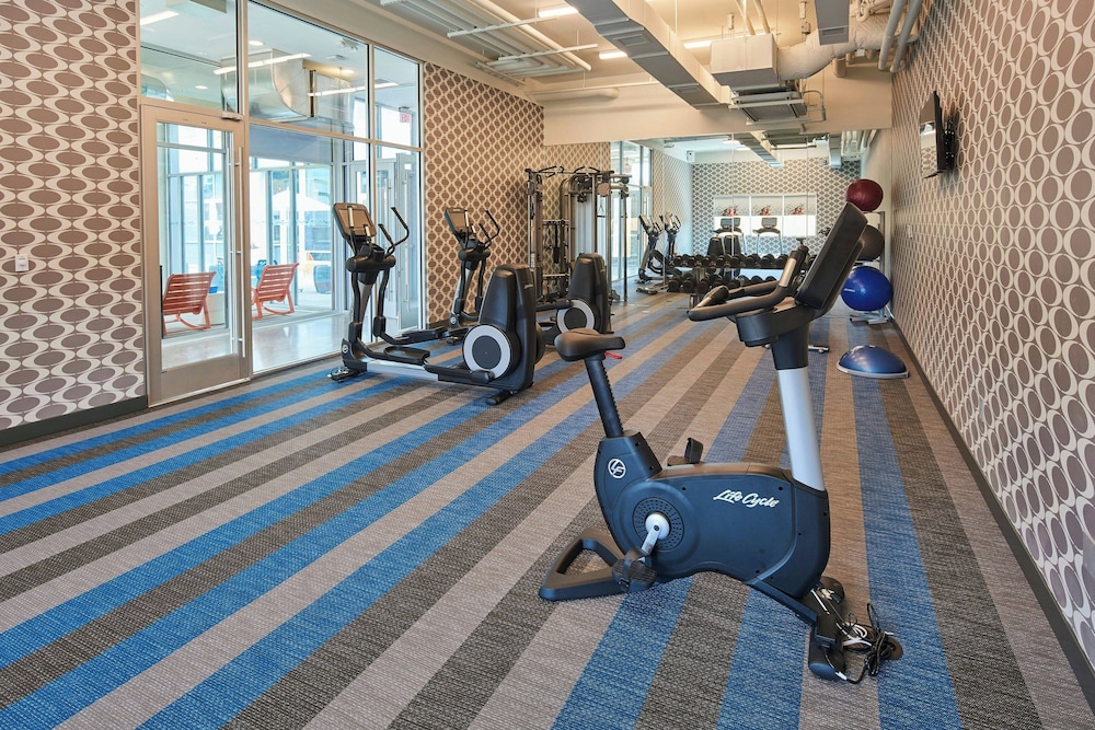 Aloft Cleveland Airport - photo 19