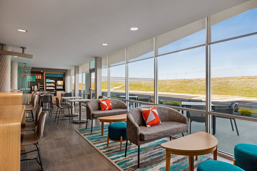 avid hotel Memphis Southaven by IHG - photo 44