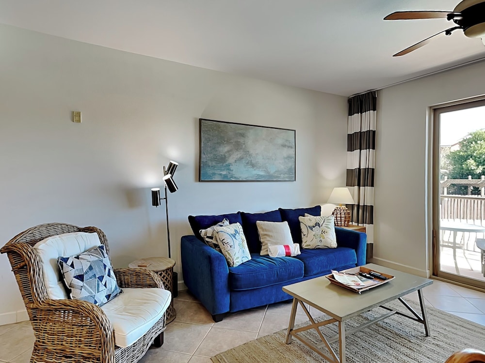 Beach Resort 305 1058526 1 Br condo by RedAwning - photo 16