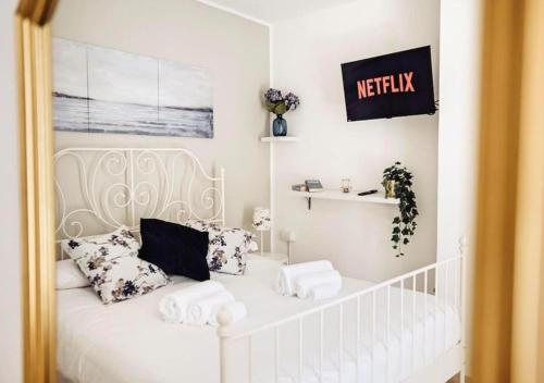 Torre Dalu’ a Due Passi Dalla Spiaggia di Porta Vecchia Con Terrazzo Privato E Netflix in Monopoli, Italy