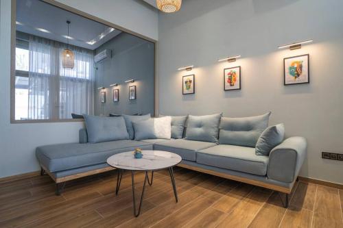 Oinousios — 4-Star Luxury Hotel in Karystos, Greece