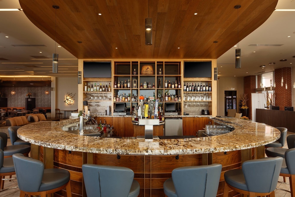 Courtyard by Marriott Erie Bayfront - photo 66