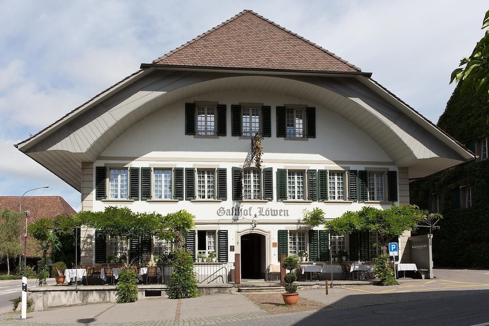 Gasthof Löwen Worb bei Bern — hotel near Bern Airport