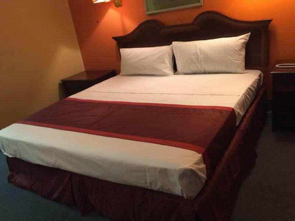 Motel 6 Bracey VA I 85 - photo 5