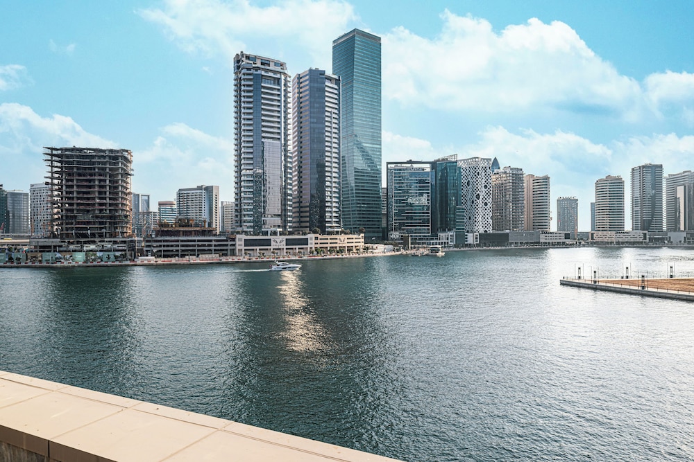 Nine Tower Suites By Hostiva - last minute hotel in Dubai