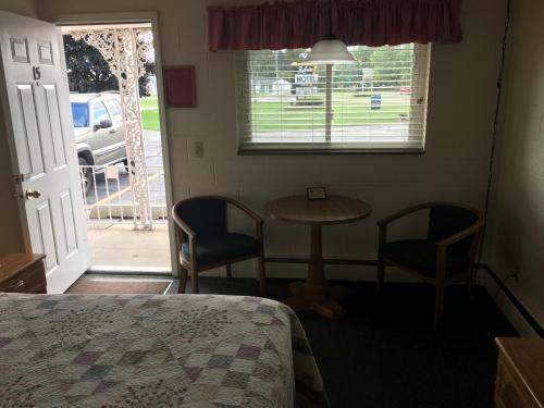 Belaire Motel - photo 8