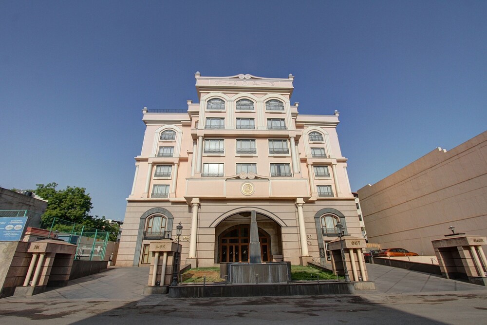 Palette Krishna Palace in Hospet, India