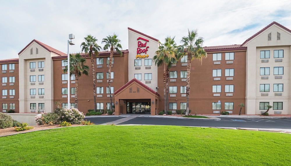 Red Roof Inn PLUS Phoenix West - featured photo