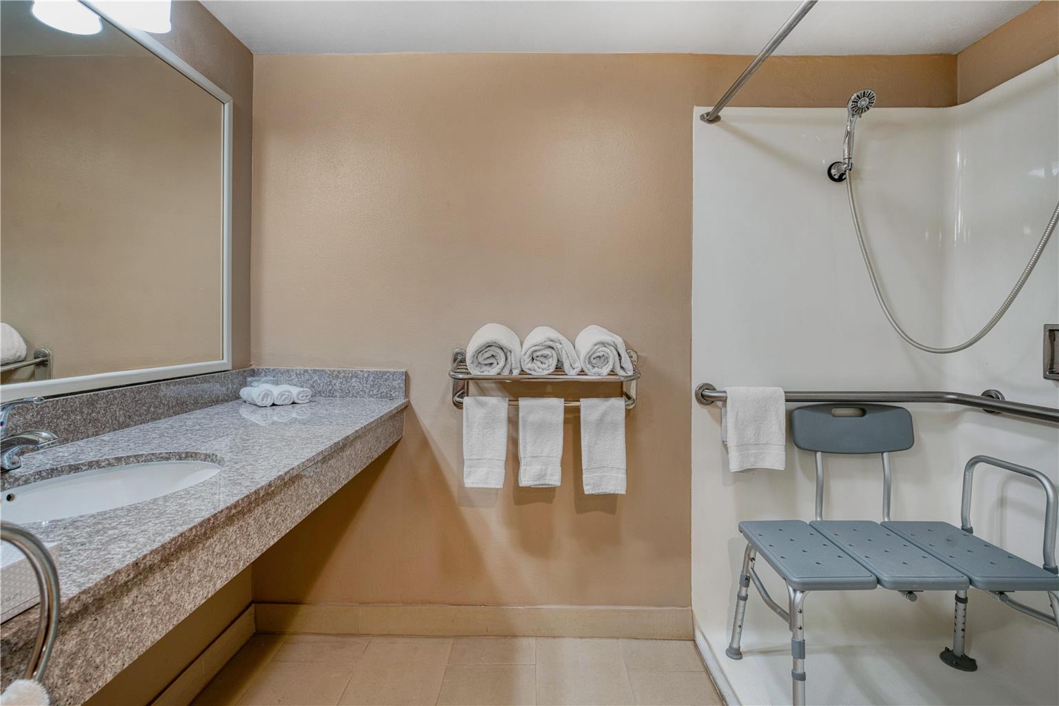 SureStay Hotel by Best Western Camarillo - photo 10