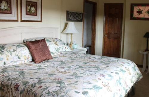 Mountain Song Inn — Willis — photo 3