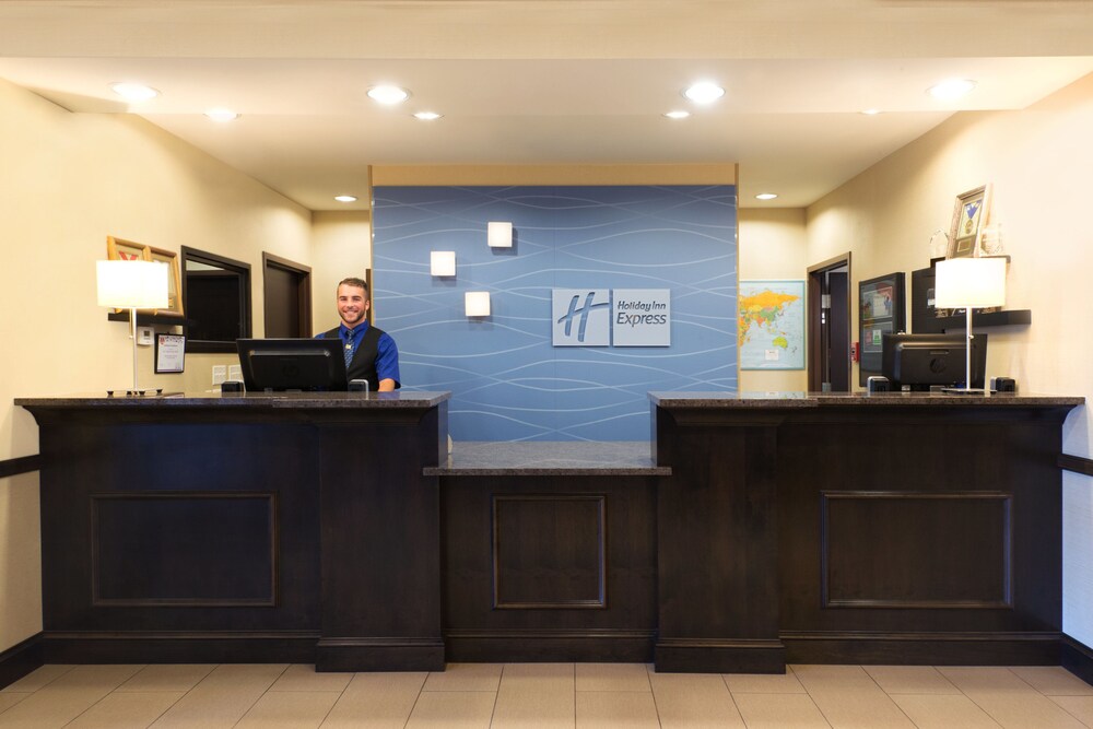 Holiday Inn Express Hotel & Suites Richfield by IHG - photo 38