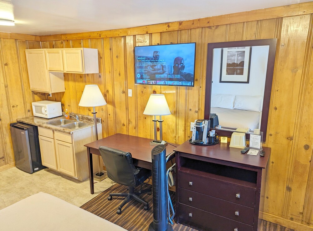 Teton Court Motel - photo 16