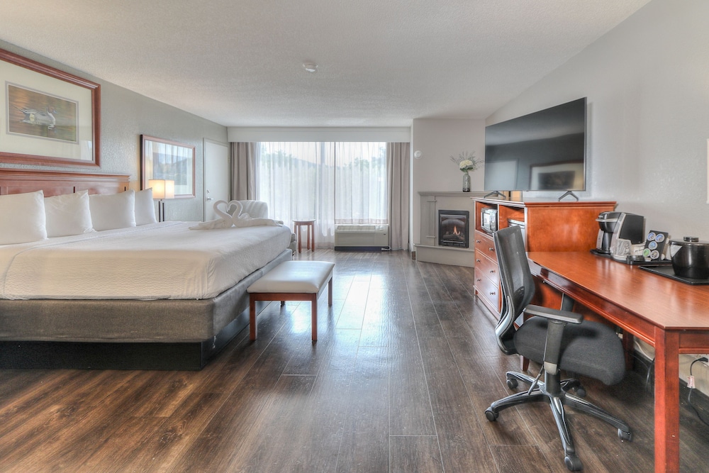 The Ramsey Hotel & Convention Center - photo 29