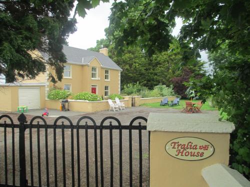 Tralia Farmhouse Self Catering — 4-Star Luxury Hotel in Cill Airne, Republic of Ireland
