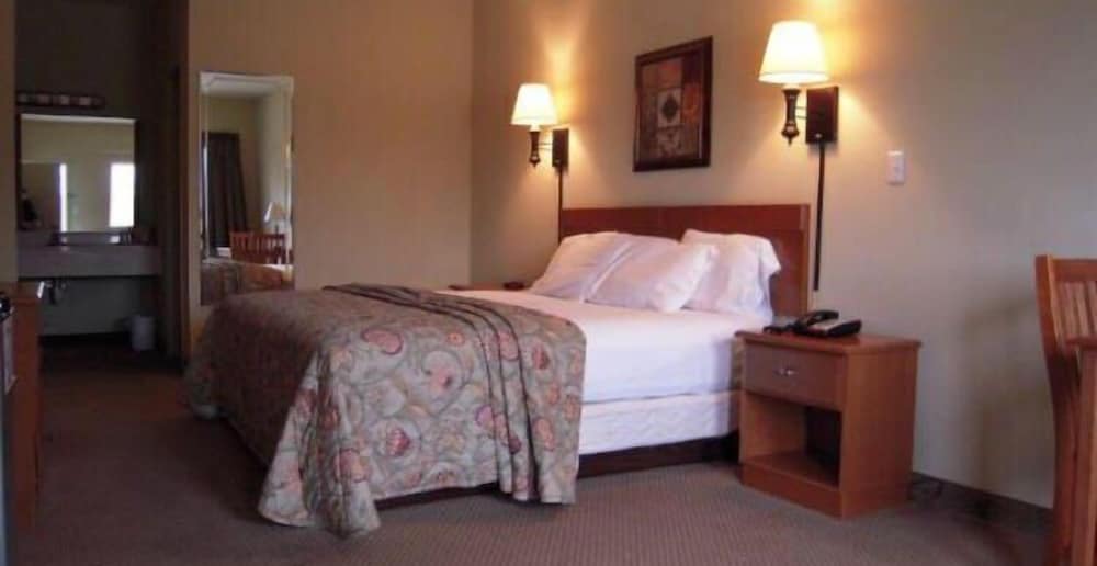 City Heart Inn & Suites — hotel in Piedmont