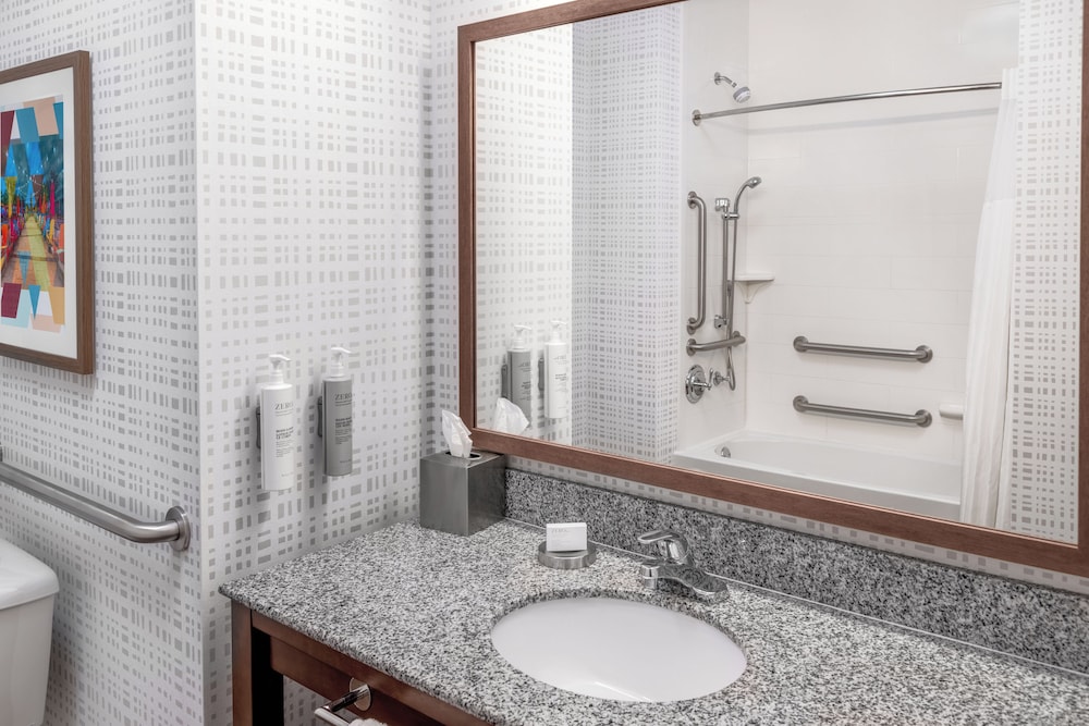 Hampton Inn & Suites Coconut Creek - photo 51