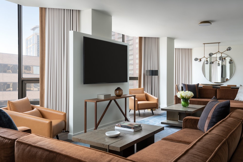 Four Seasons Hotel Houston - photo 14