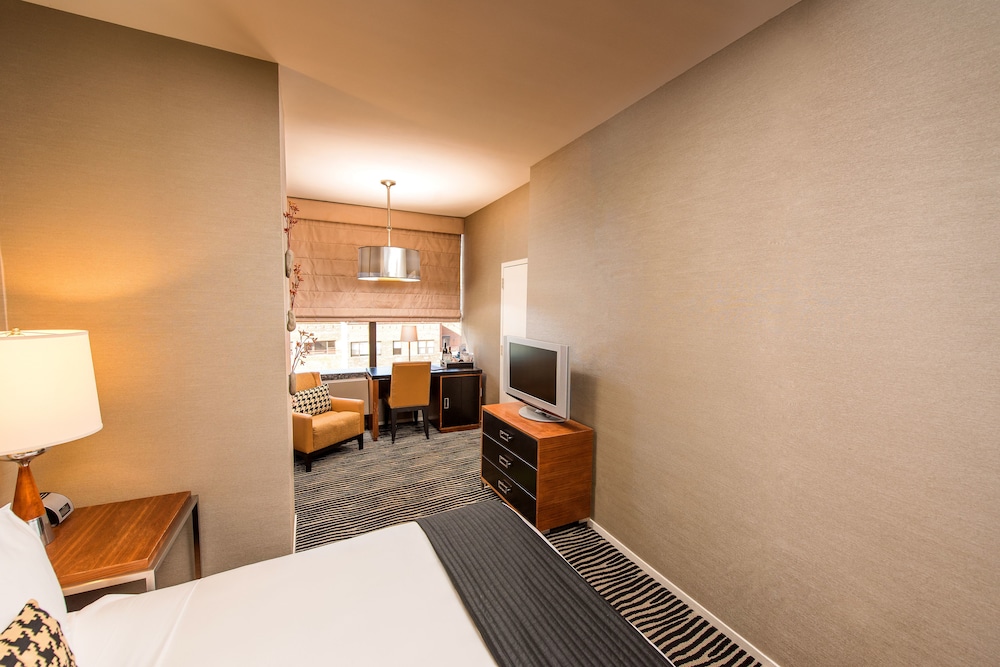 The Bentley Hotel - photo 9
