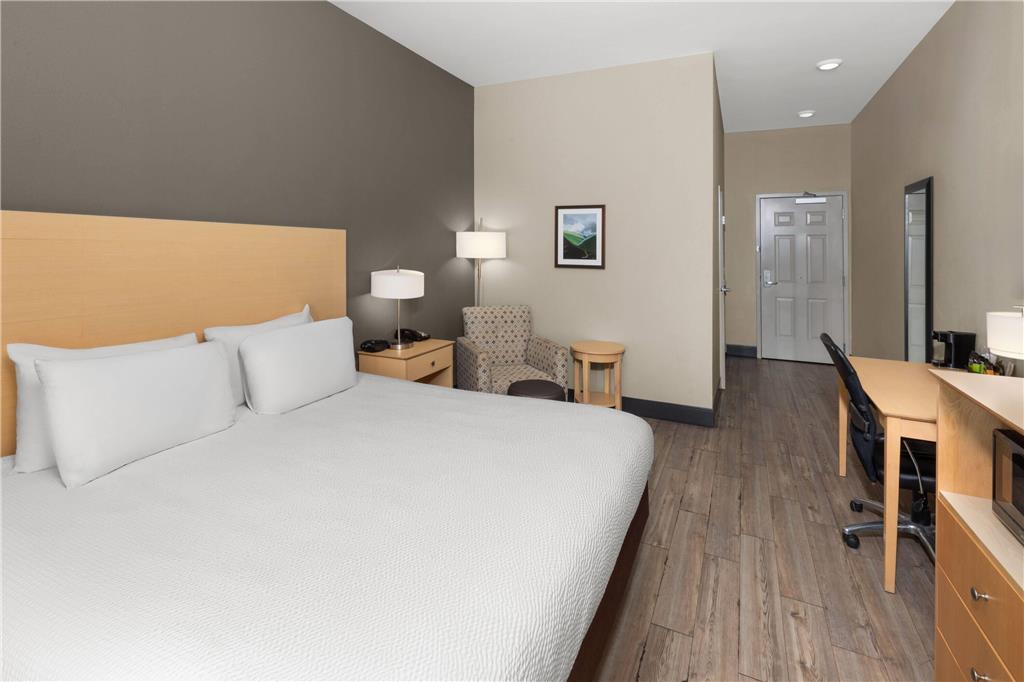 Stone Hill Norman Trademark Collection by Wyndham - photo 12