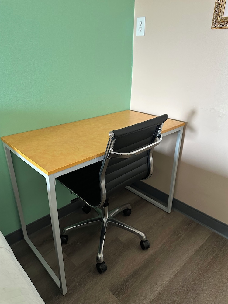 Security inn & suites - photo 13