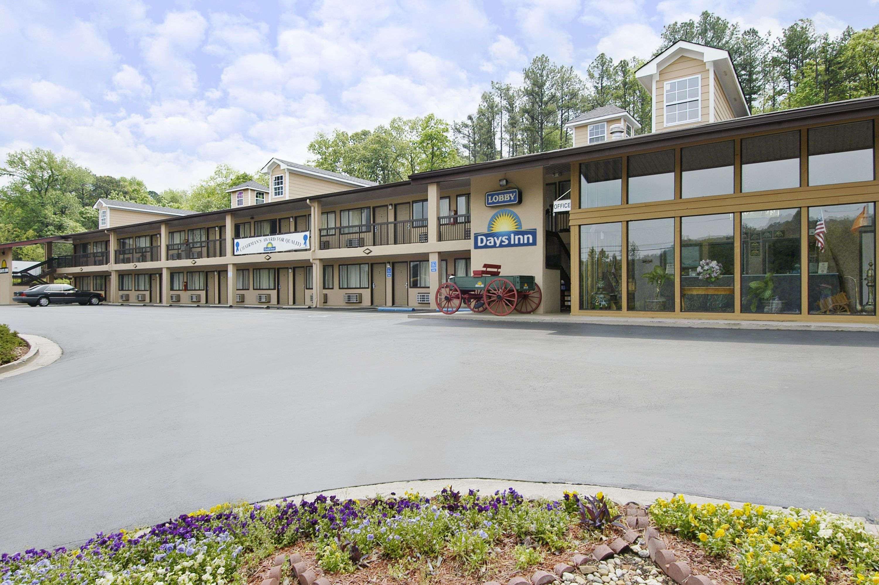 Days Inn by Wyndham Cartersville - featured photo