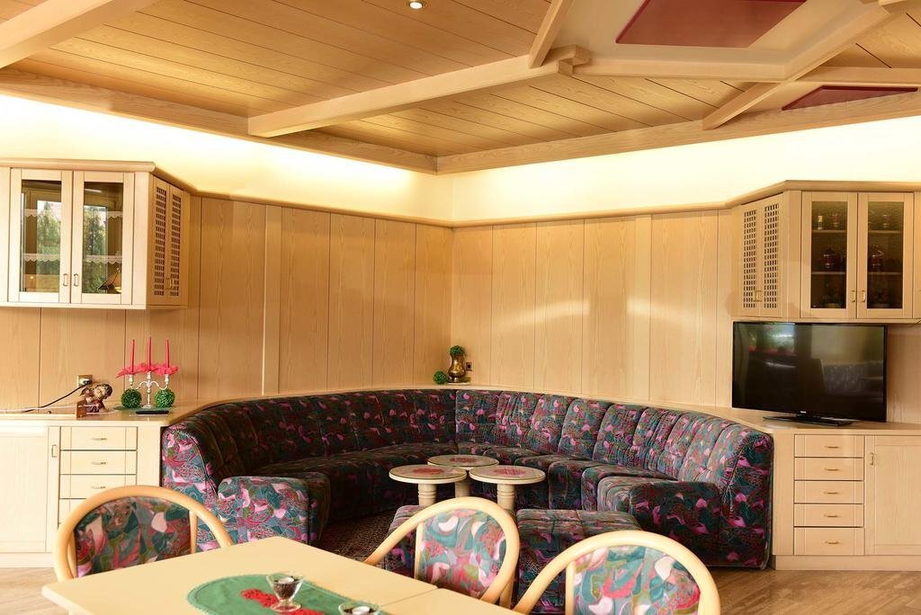 Hotel Tirolerhof — hotel in Terento