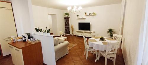 Casa Vacanza Città Vecchia — 4-Star Luxury Hotel in Trieste, Italy