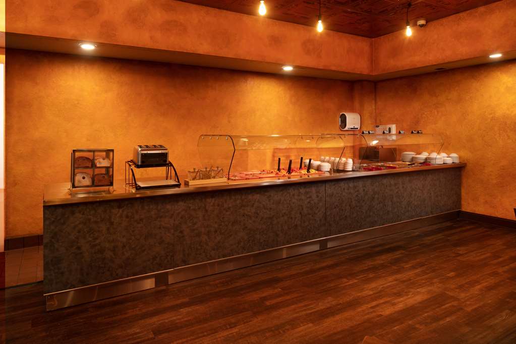 Radisson Hotel Orlando Lake Buena Vista South - photo 57