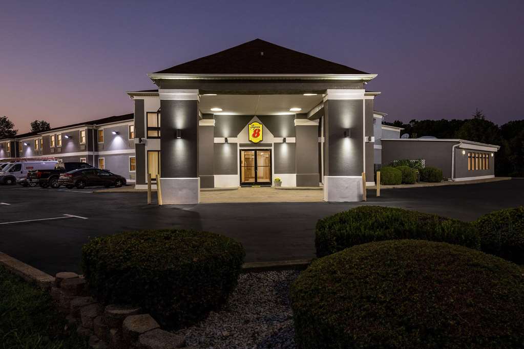 Super 8 by Wyndham Dickson - photo 8