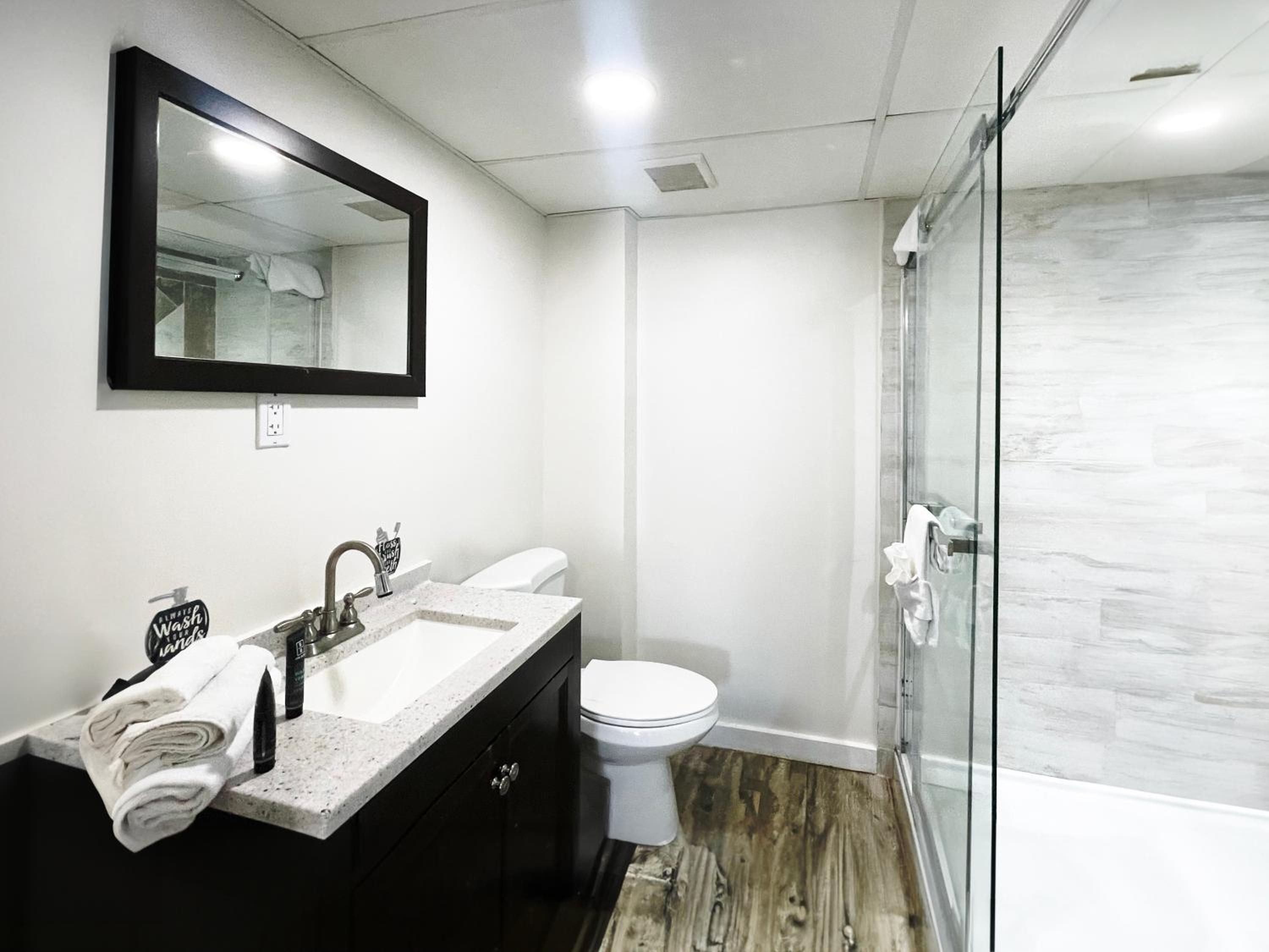 Penn Lodge Hotel & Suites - photo 24