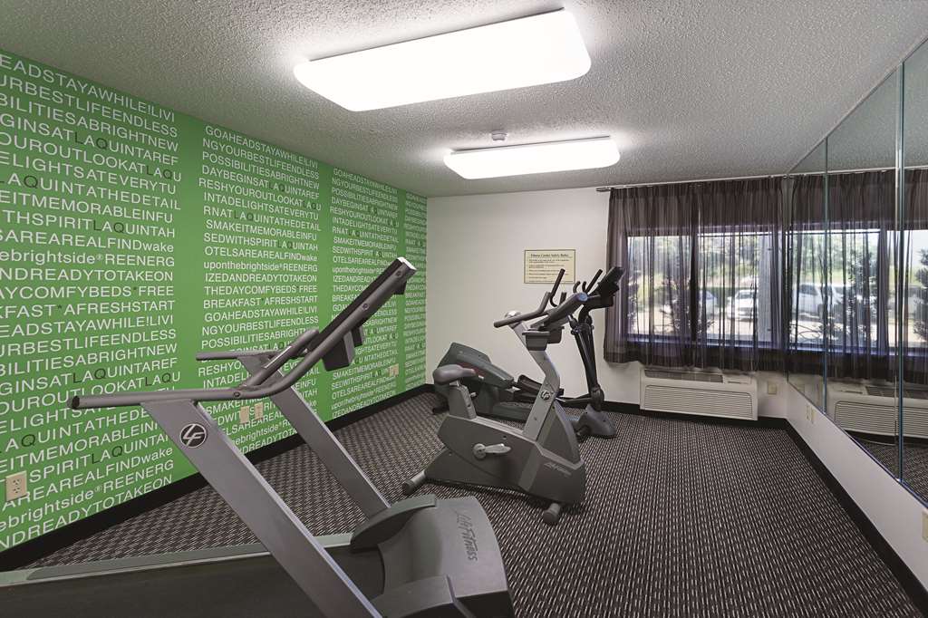 La Quinta Inn & Suites by Wyndham Baton Rouge Siegen Lane - photo 13