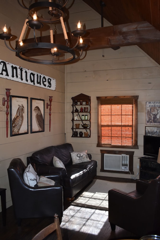 Bear Creek Lodge Cabin Resort - photo 53