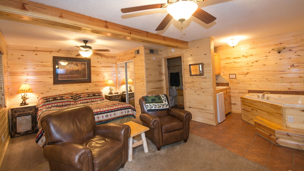 Upper Canyon Inn & Cabins - photo 79