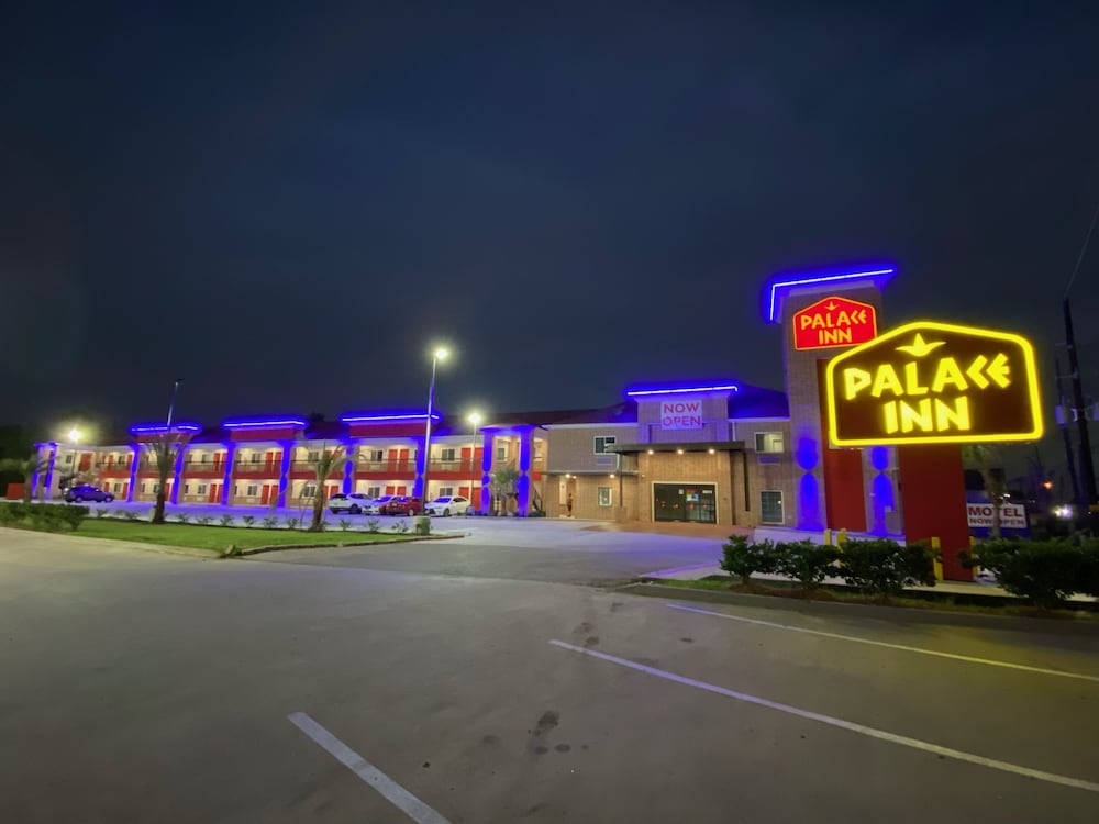Palace Inn Arcola - photo 26