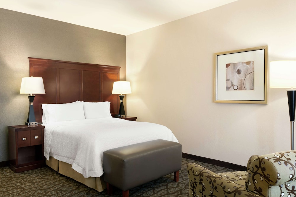 Hampton Inn & Suites Houston Pasadena - photo 13