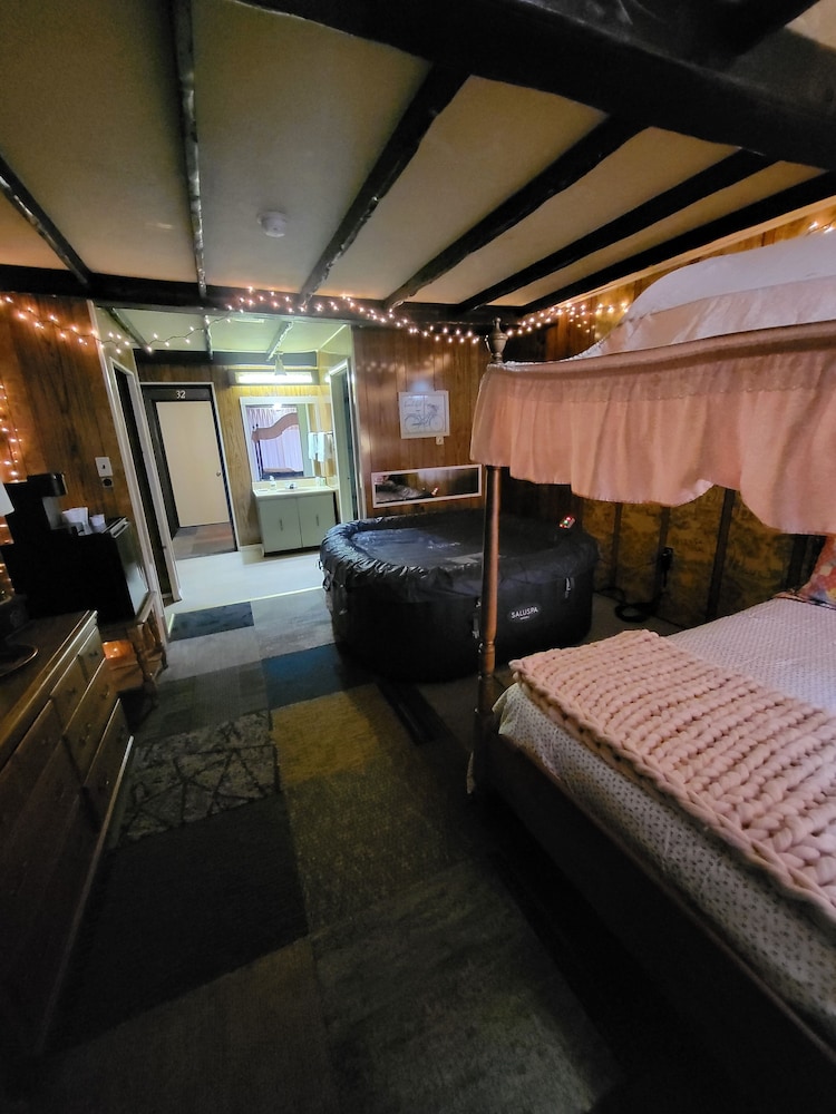 Pocono Mountains Hotel and Spa - photo 30