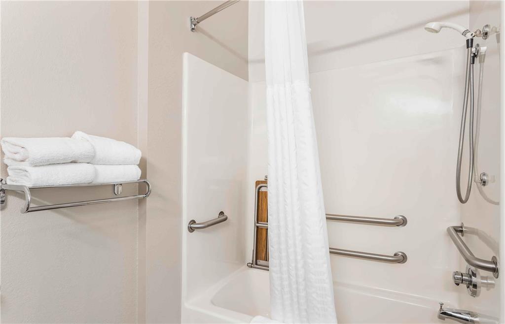 Extended Stay America Suites Long Island Melville - photo 17