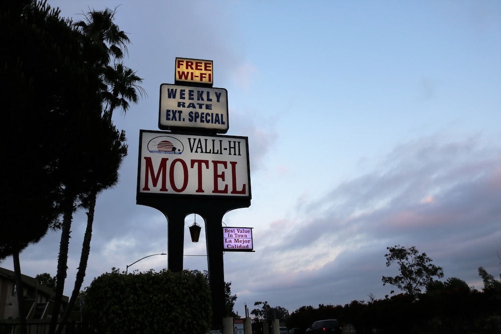 Valli Hi Motel - photo 22